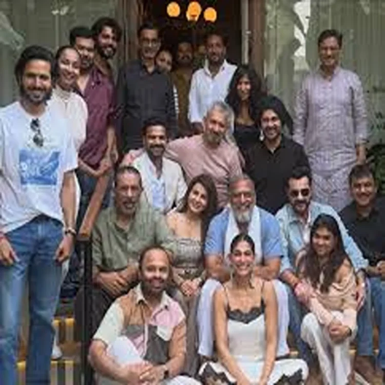 Kubbra sait sankalp reunion lunch