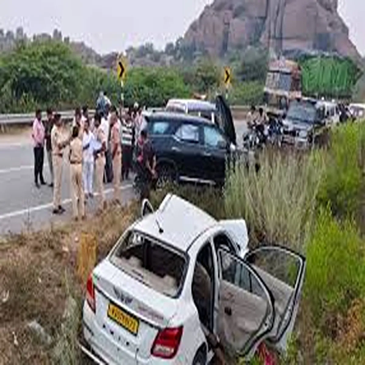 Accident tragic kurnool road crash claims