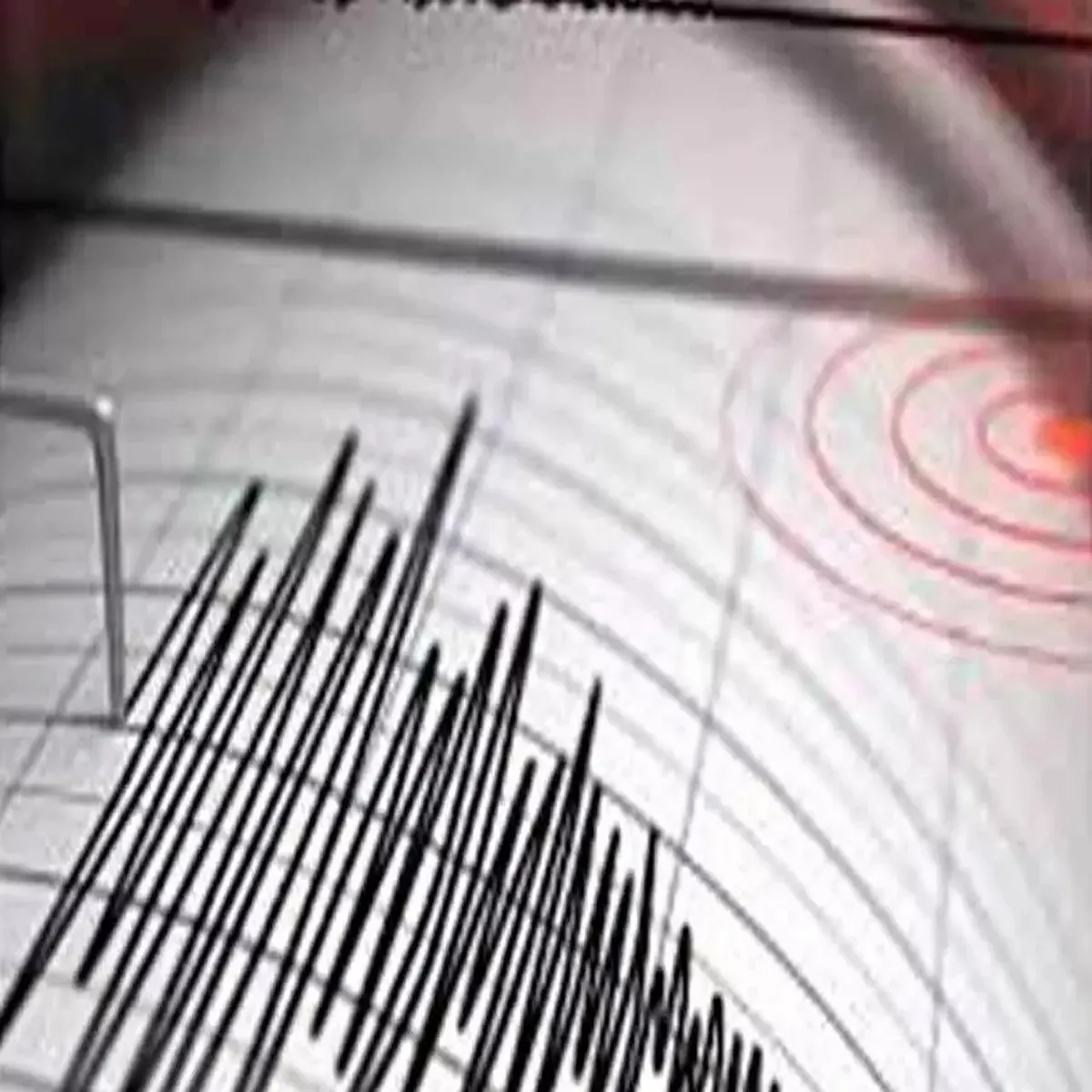 Earthquake moderate tremor jolts manipur damage