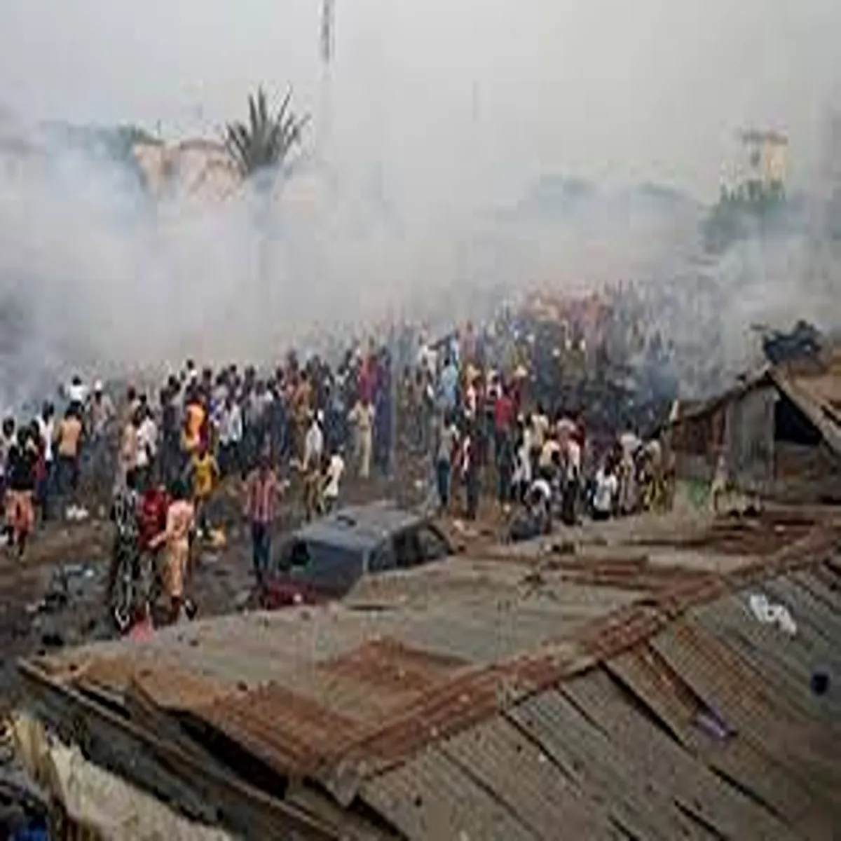 Conflict airstrike error nigeria market leaves
