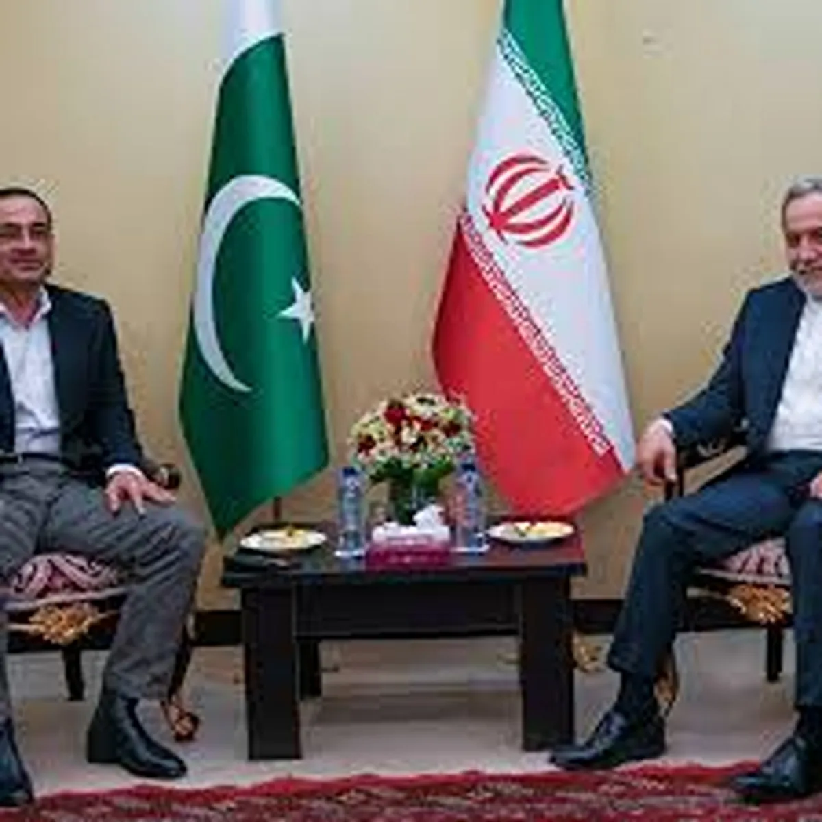 Diplomacy pakistan pushes ahead iran talks