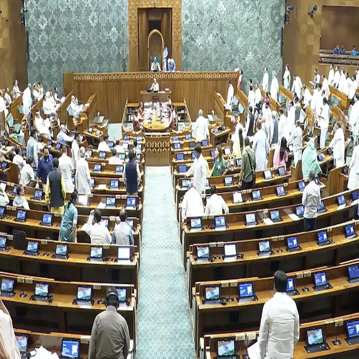Parliament opposition criticises centre over delay