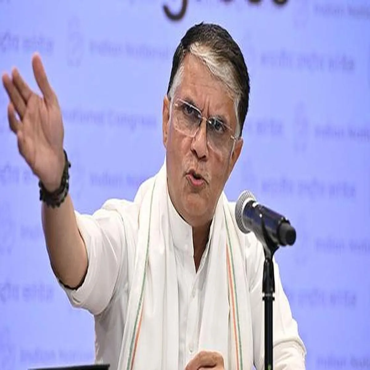 Legalcase pawan khera moves supreme court