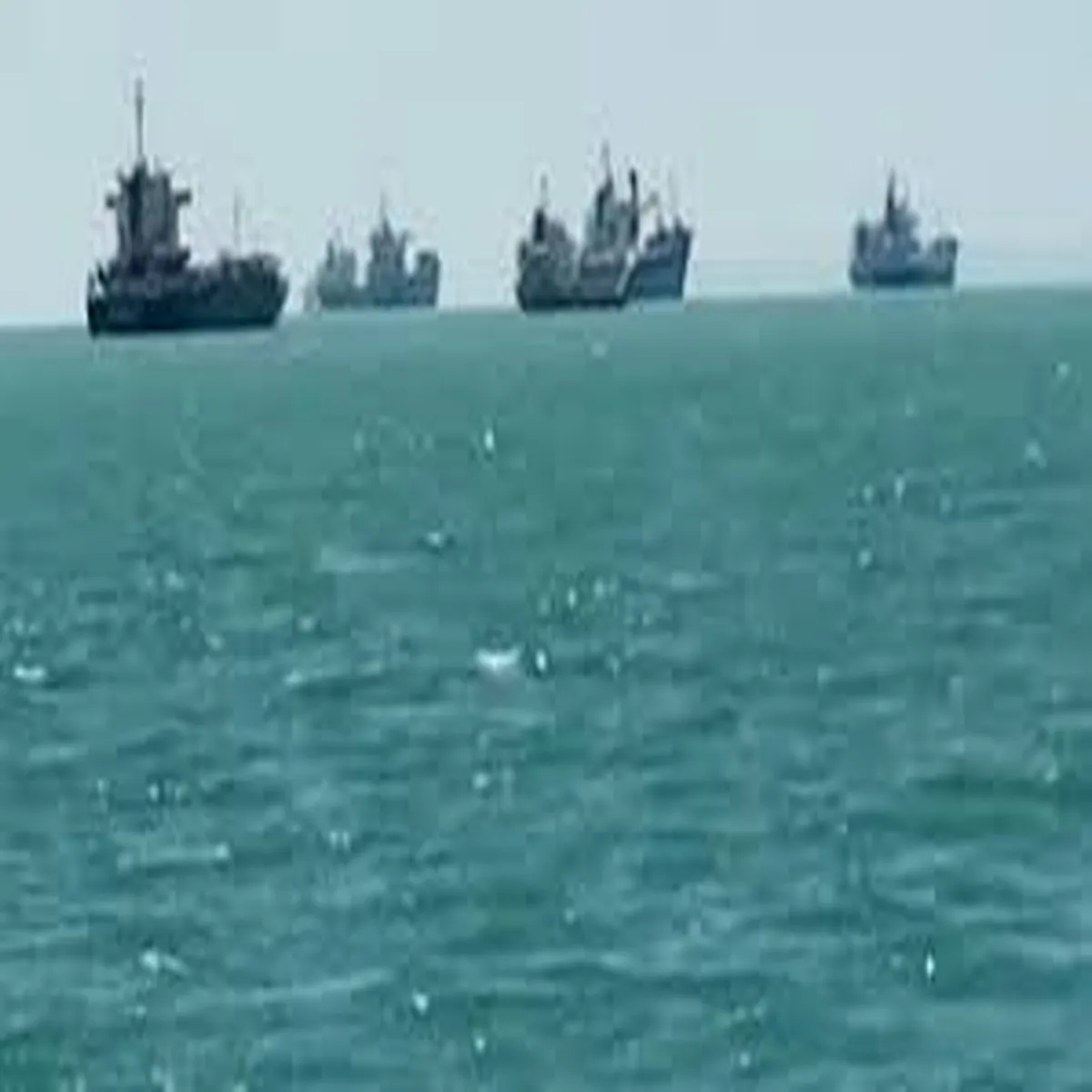 Oilmarkets tensions rise strait hormuz remains