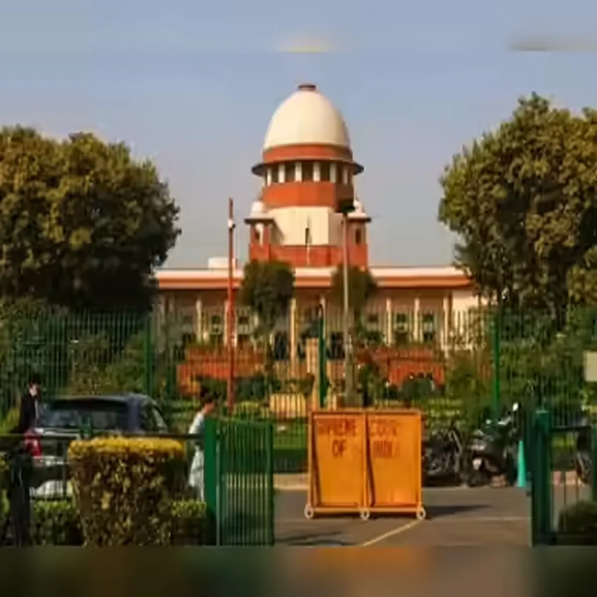 Law supreme court allows lawyer withdraw