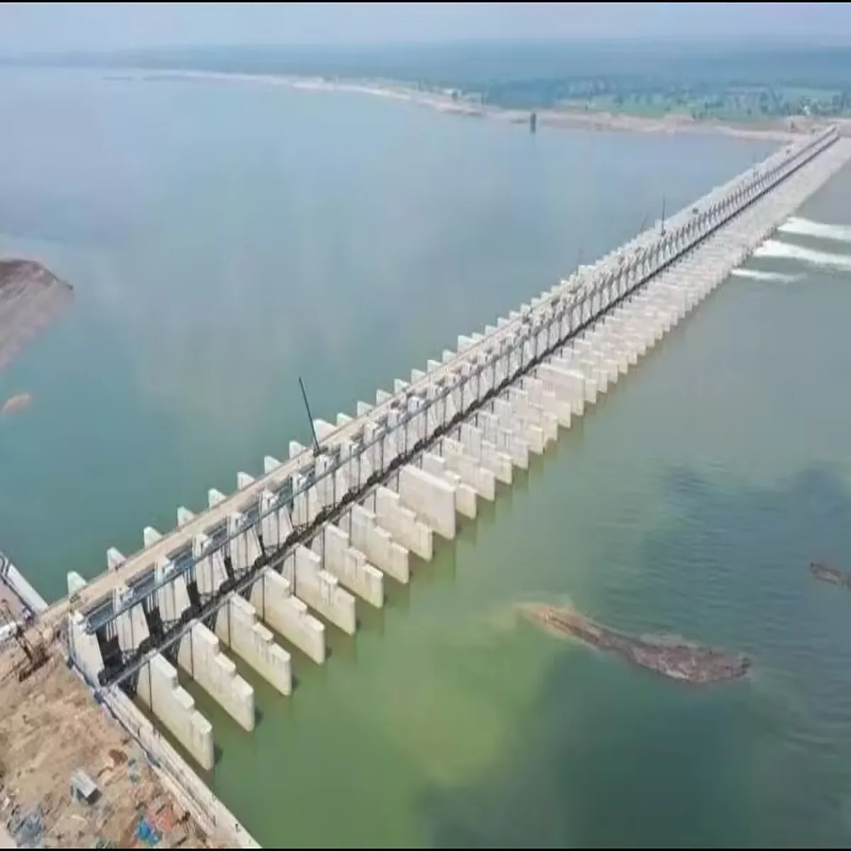 Irrigation telangana pushes fresh talks maharashtra