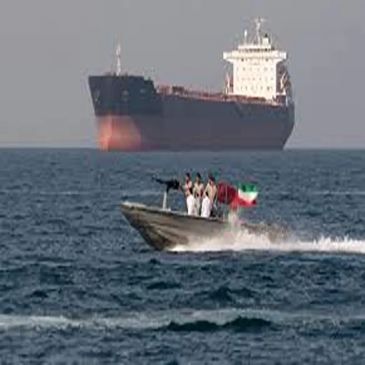 Us support hormuz shipping ease