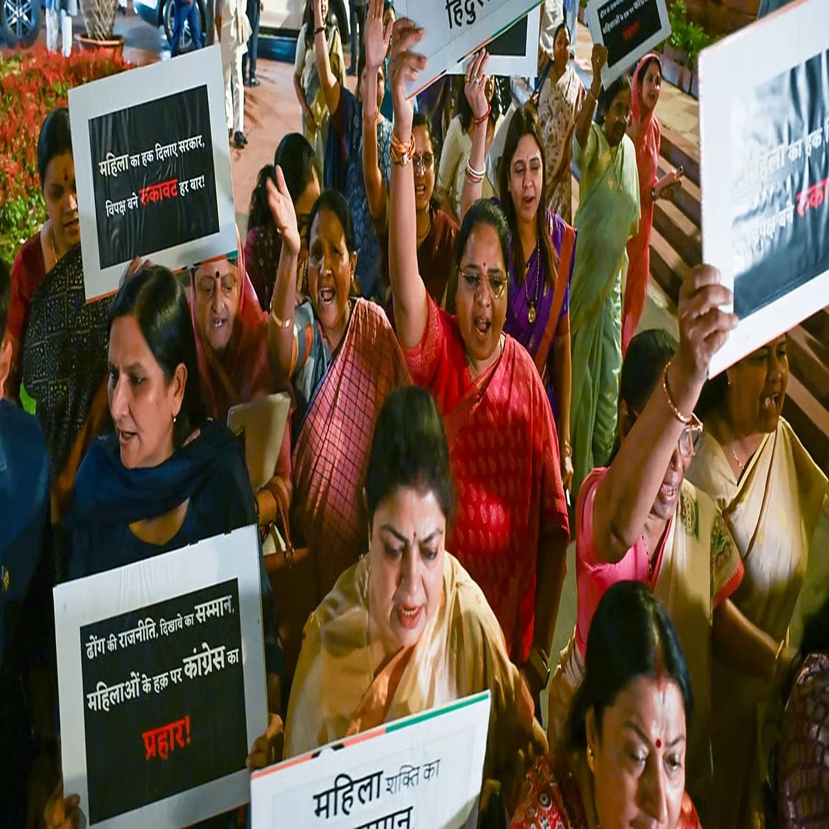 Womenreservation maharashtra pushes public campaign backing