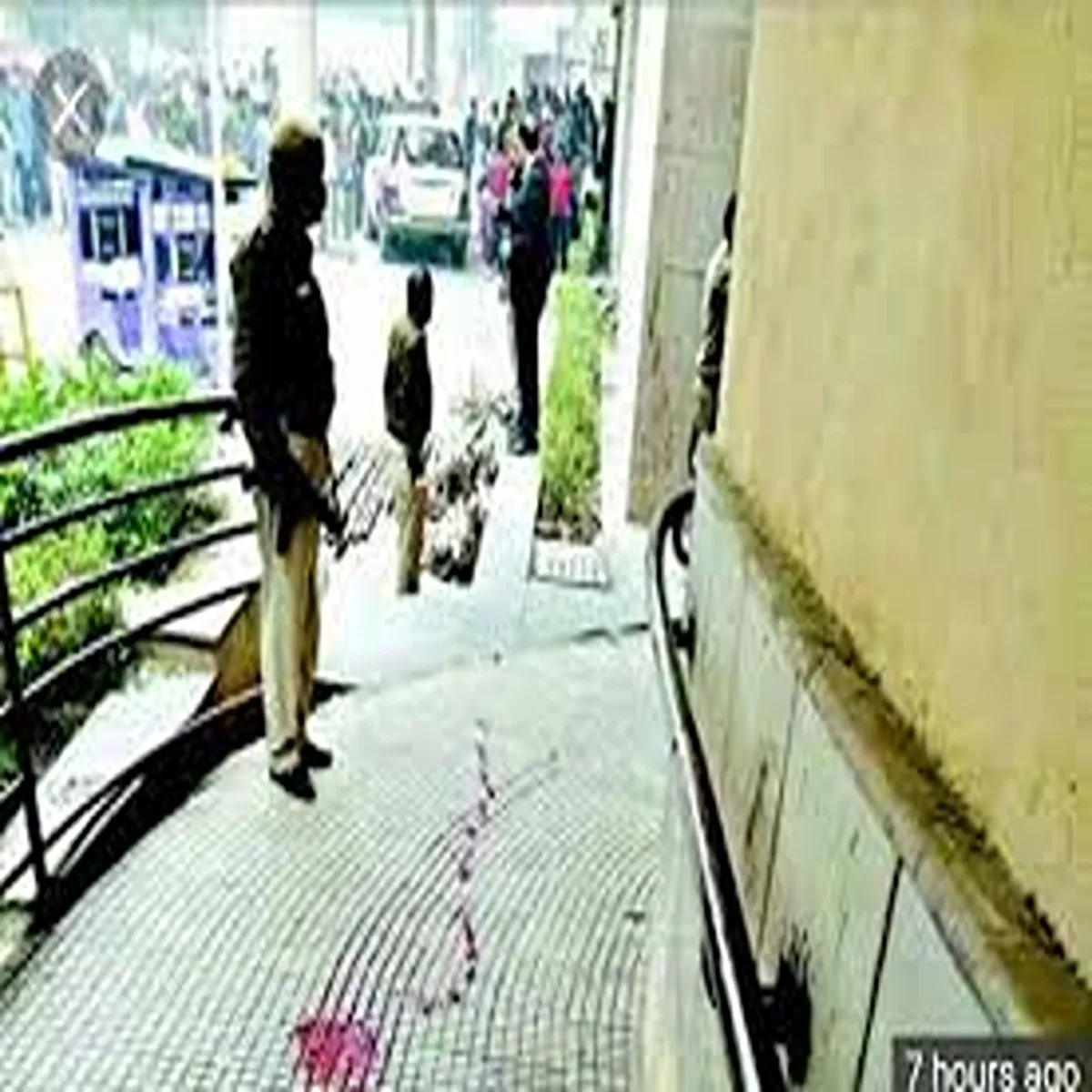 Crime young iit graduate death delhi