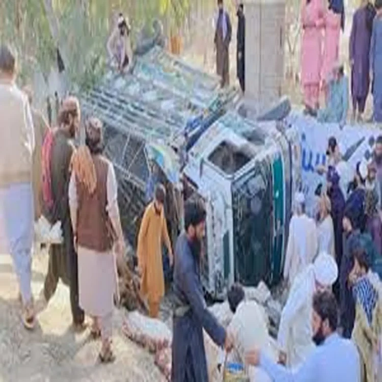 Afghan returnees killed highway crash