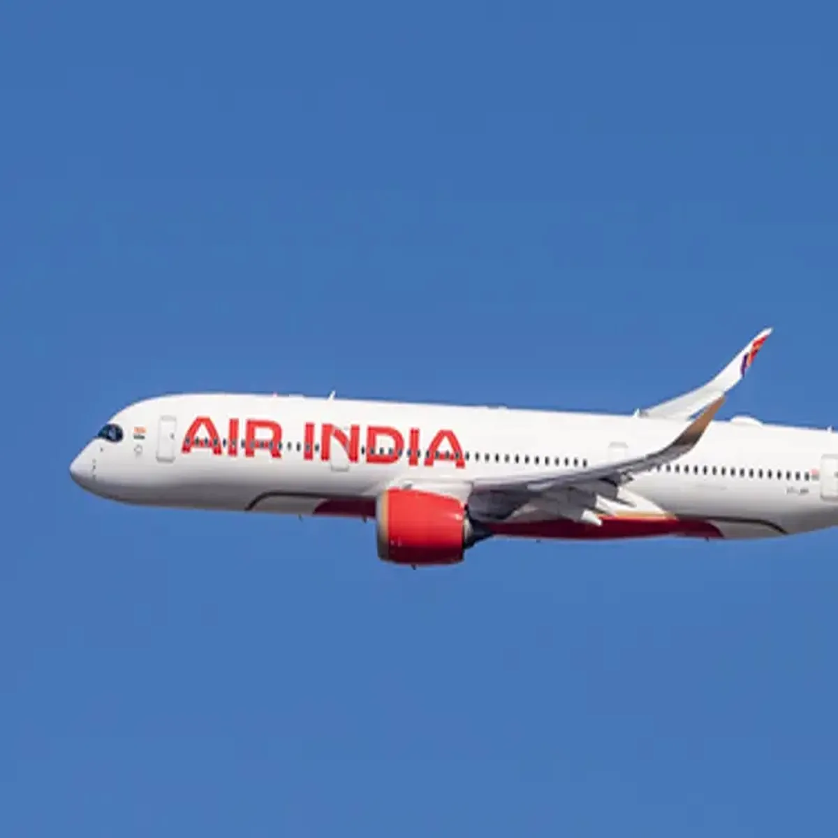 Aviation air india flight returns delhi