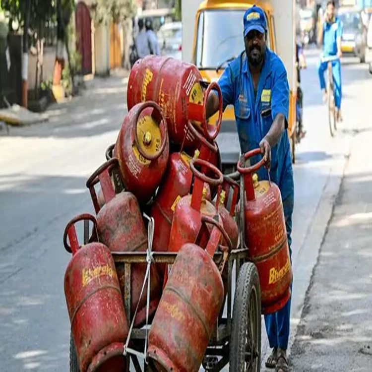 Commercial lpg prices surge india