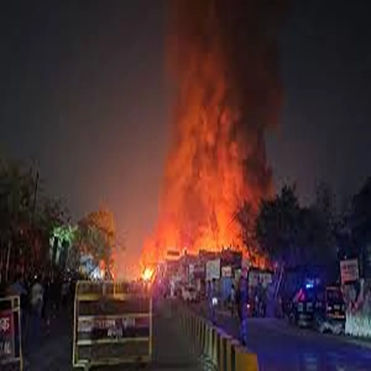 Fireincident overnight blaze devastates delhi furniture