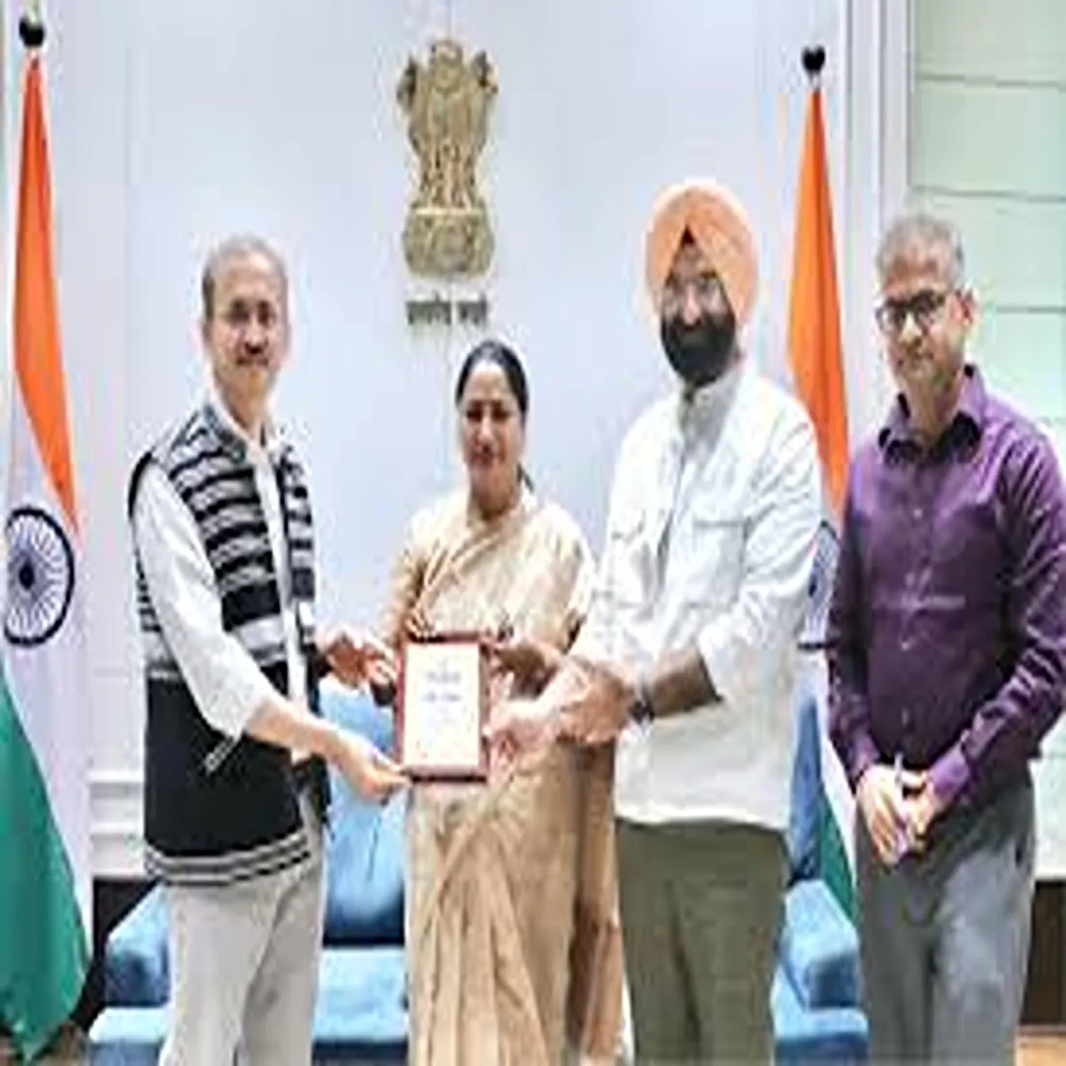Logistics delhi reaches top rank national