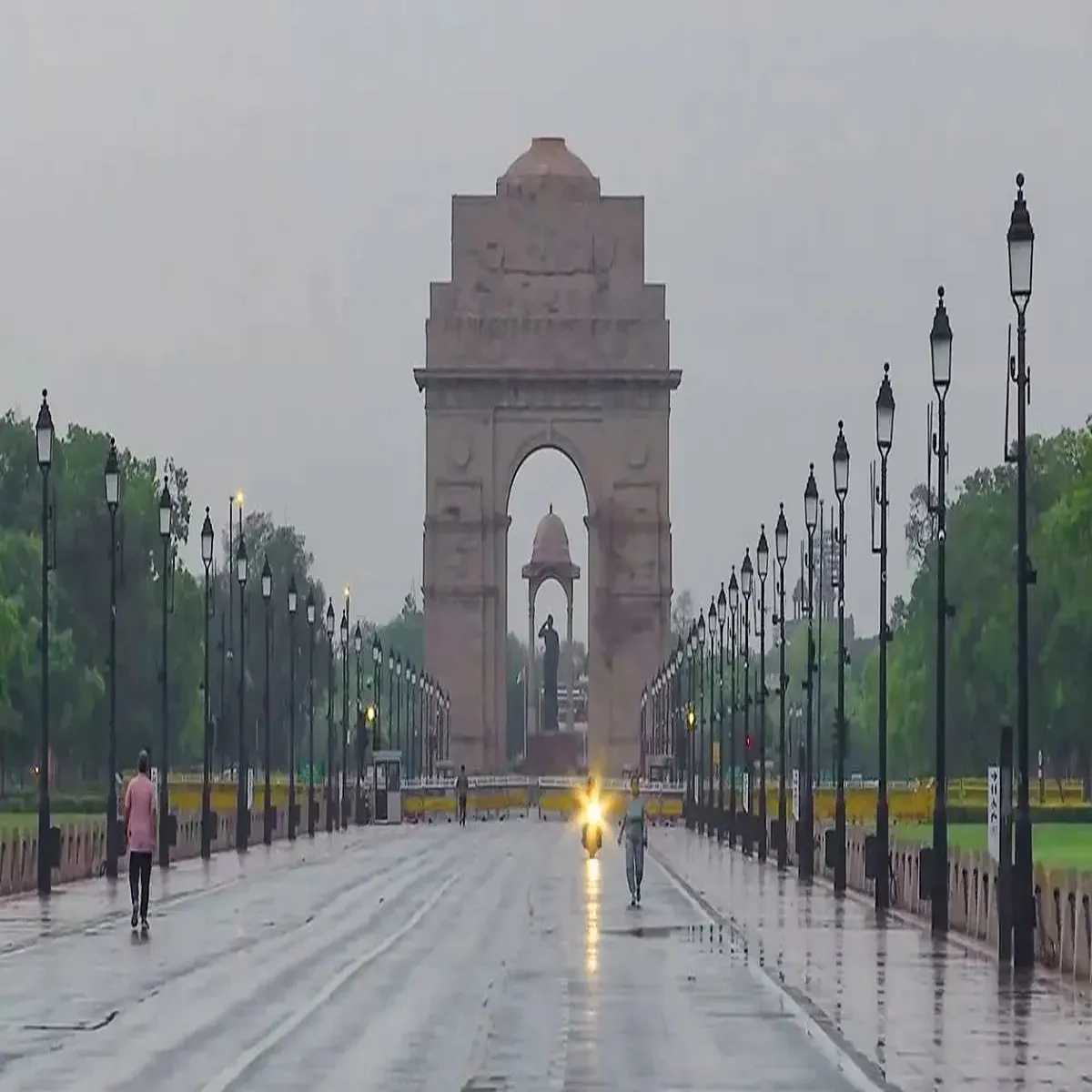 Weather update delhi sees rain hailstorm