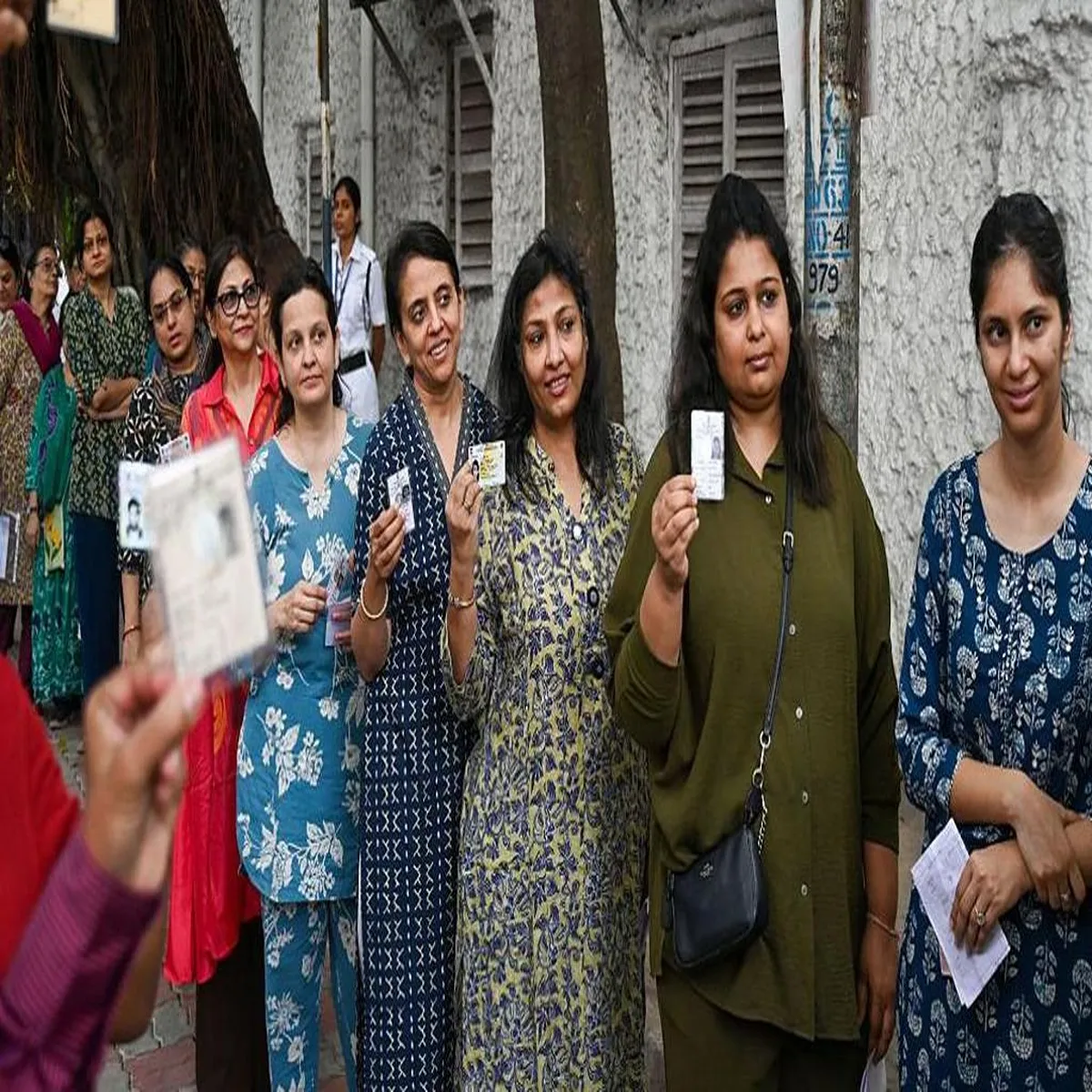 Elections early postal ballot trends show