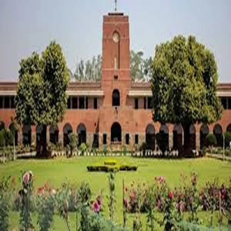 Education policy delhi attendance shortfall
