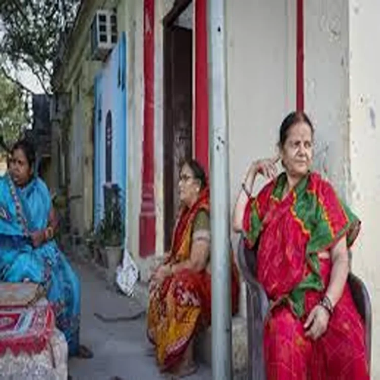 Floodplain eviction yamuna bazar homes