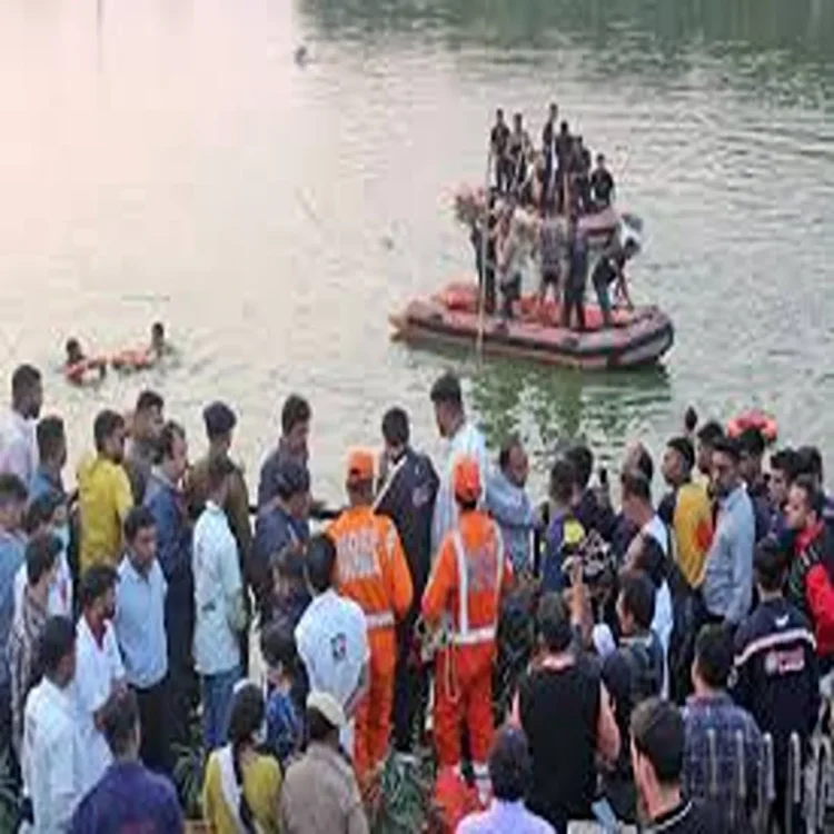 Floodsafety yamuna boat tragedy