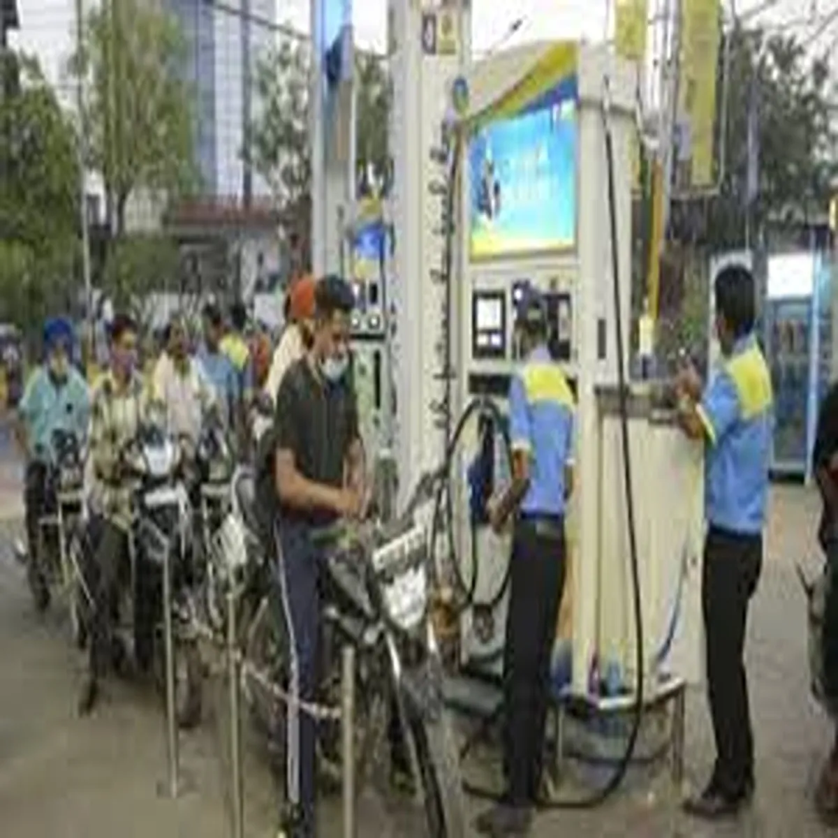 Fuelsupply maharashtra expands fuel distribution amid