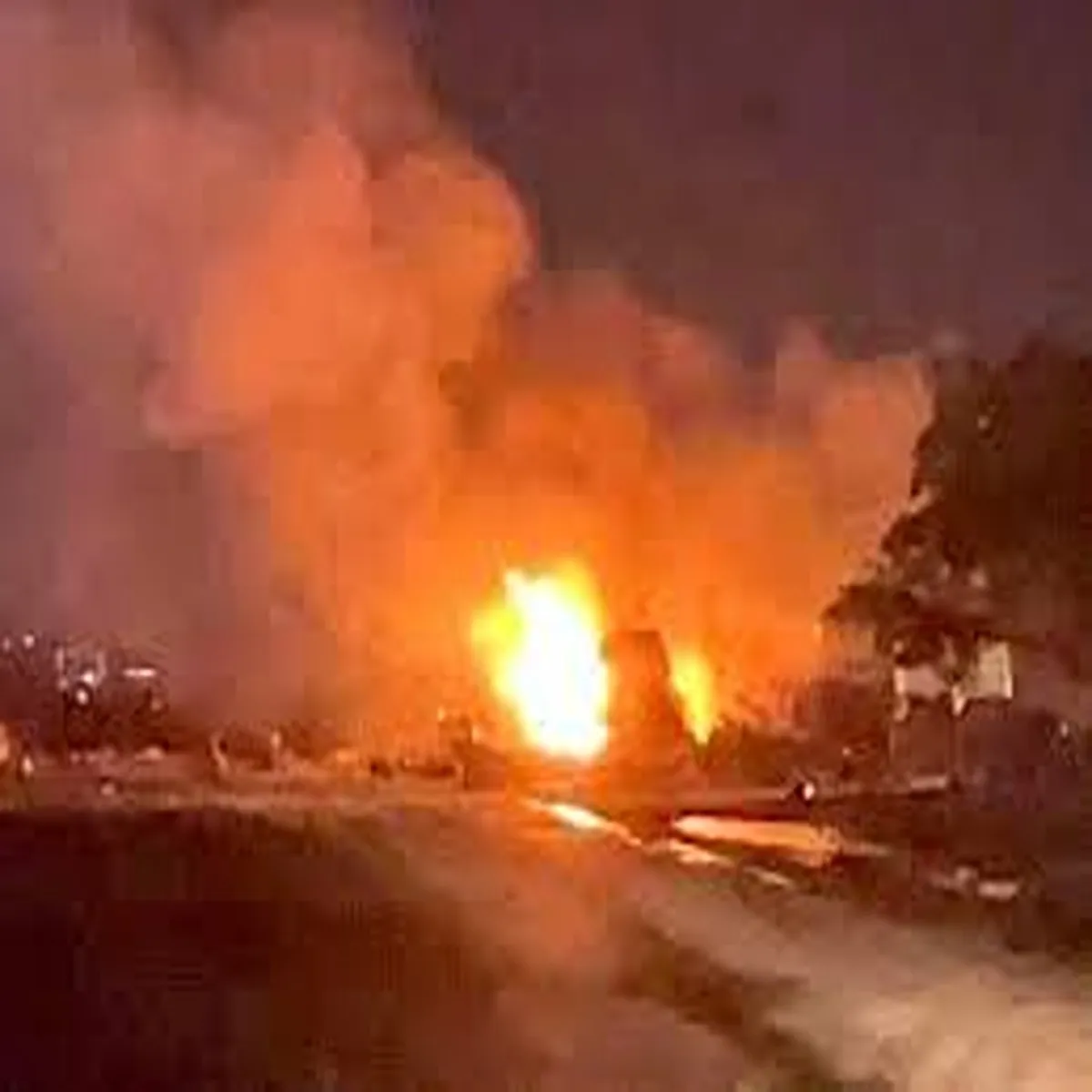 Lpgexplosion nine critically injured after house