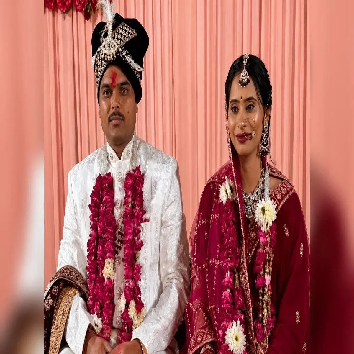 Justice former jail official marries convict