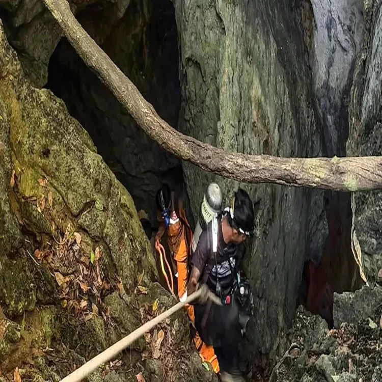 Laos cave villagers rescued safely