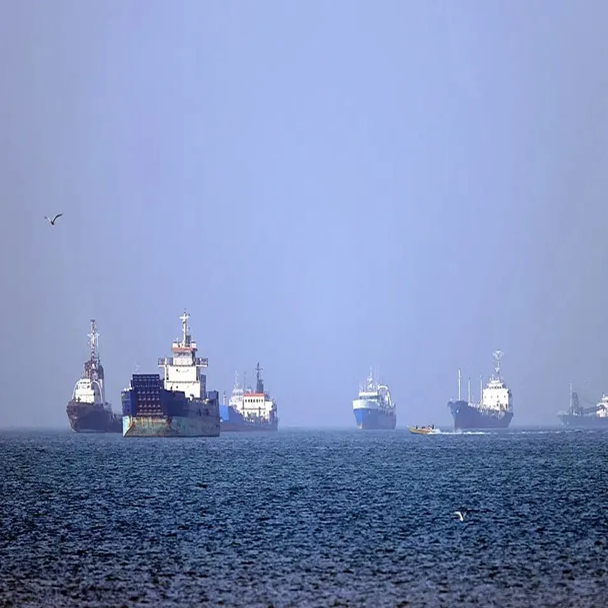 Maritimesecurity escorts begin limited commercial ship