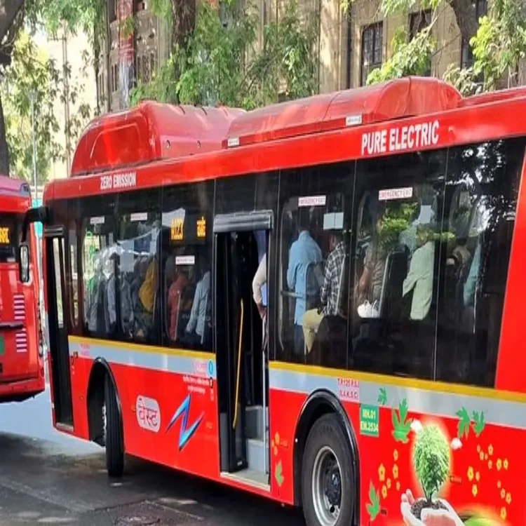 Mumbai university bus route reopens