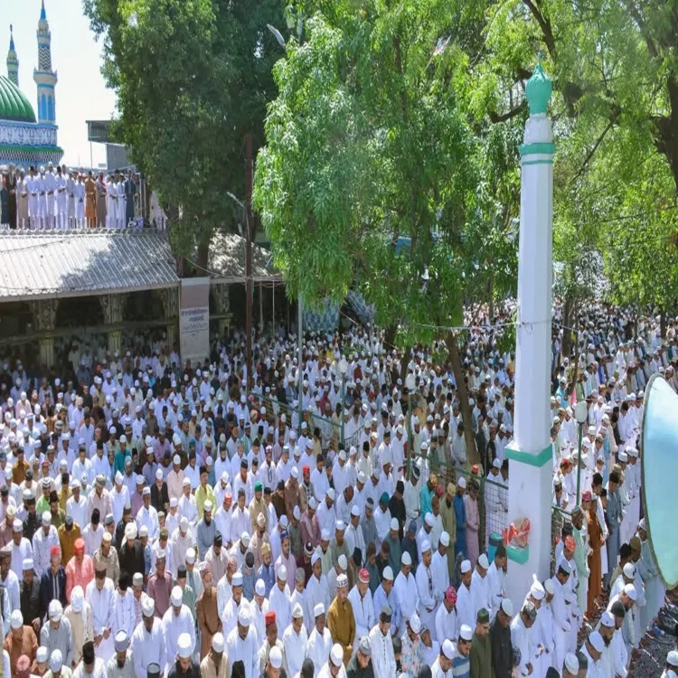 Politics eid prayers up mosques