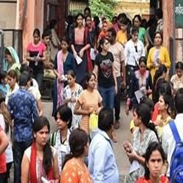 Rajasthan si reexam candidate protests