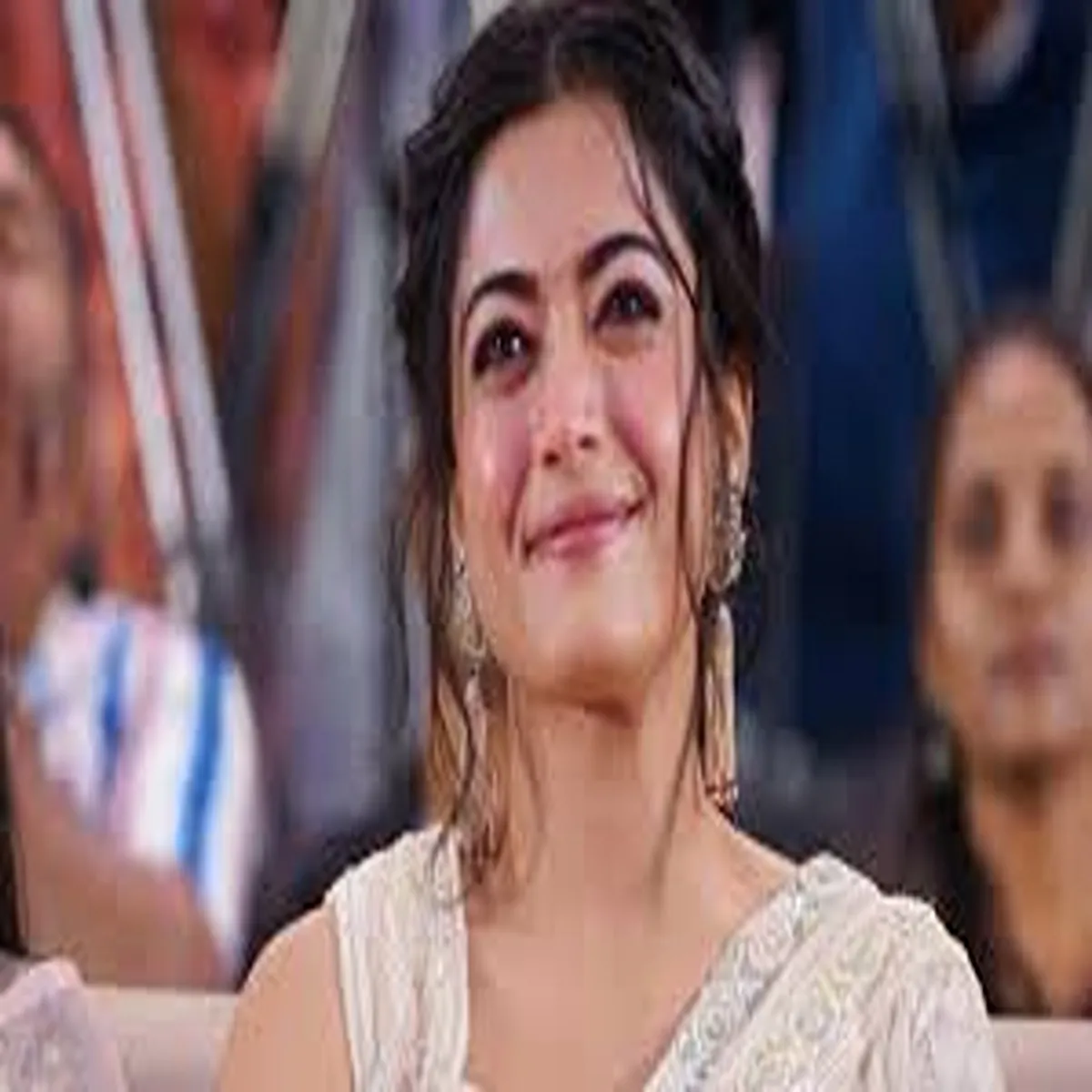 Entertainment rashmika mandanna unscripted remark sparks