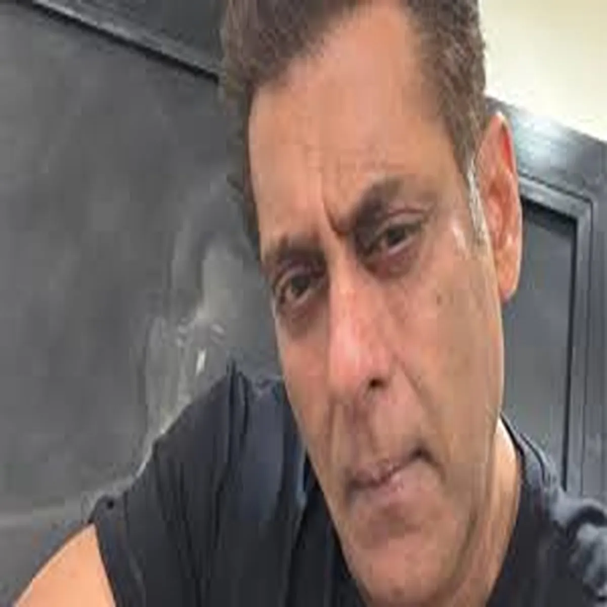 Entertainment salman khan criticises paparazzi over