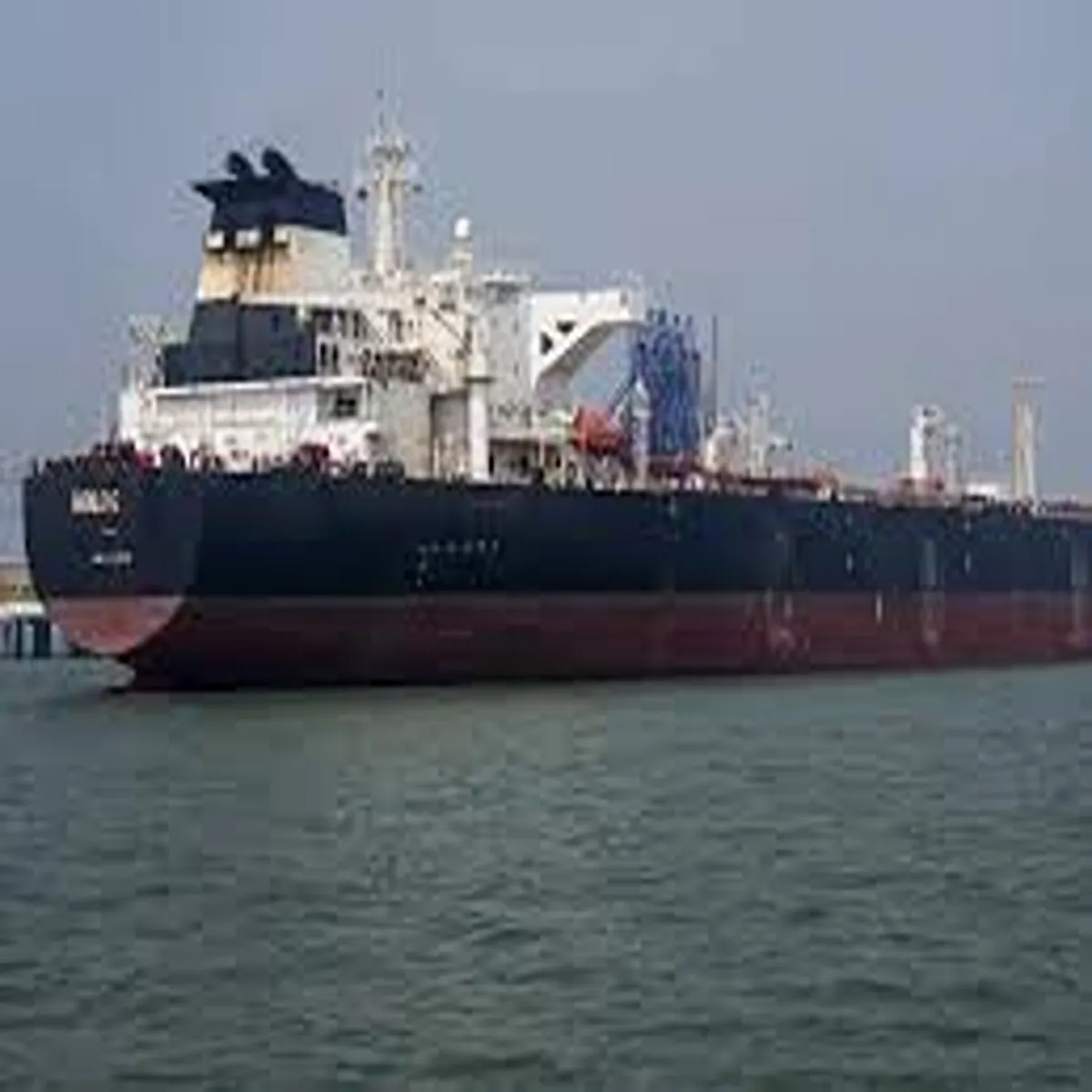 Sanctions tightens pressure iran over strait
