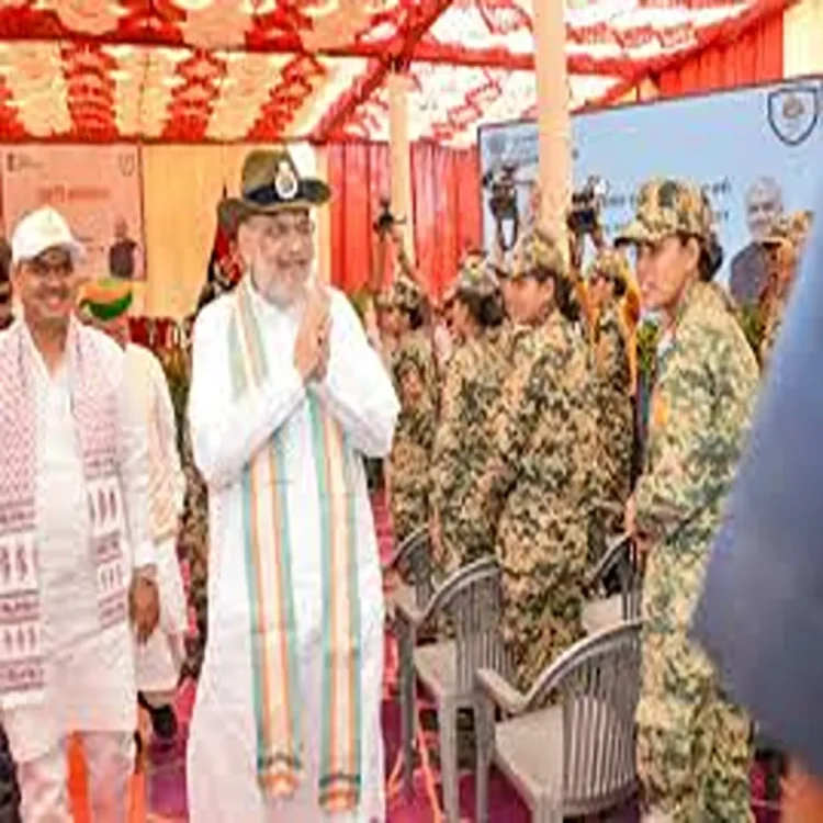 Securityforces amit shah bsf women visit
