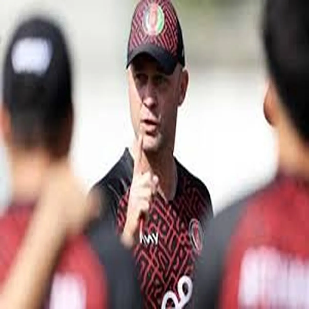 Cricket coaching simon helmot takes charge