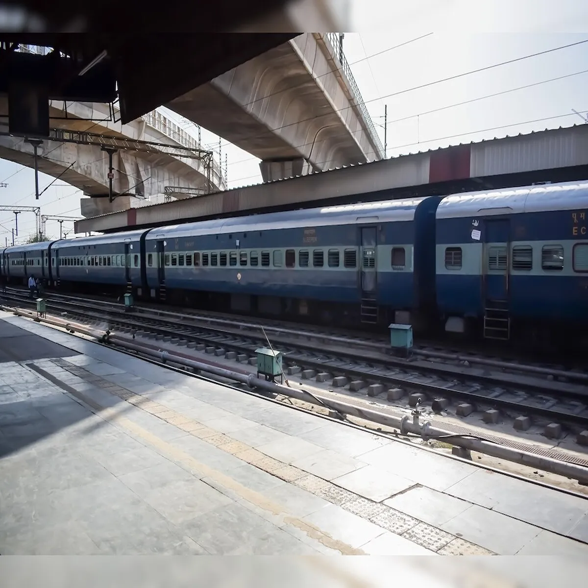 Railways south coast railway begins operations