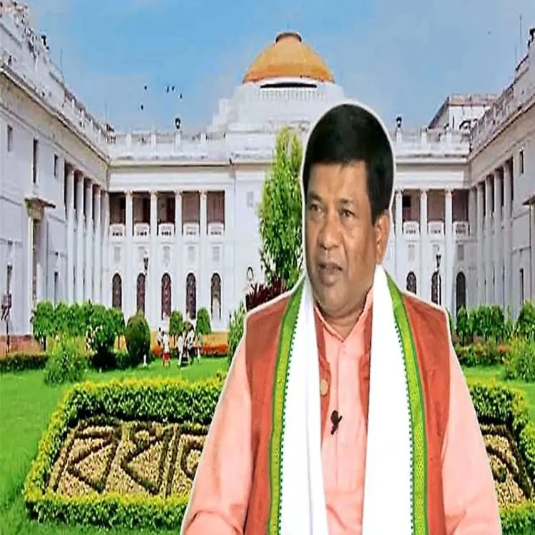 Speaker bose backs north bengal vision