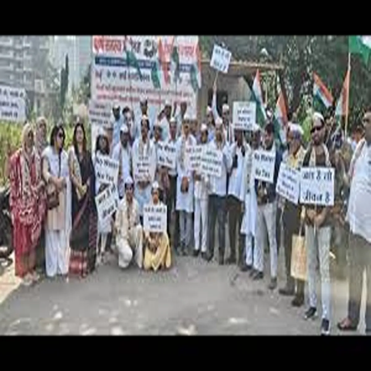 Water crisis kharghar residents struggle tanker