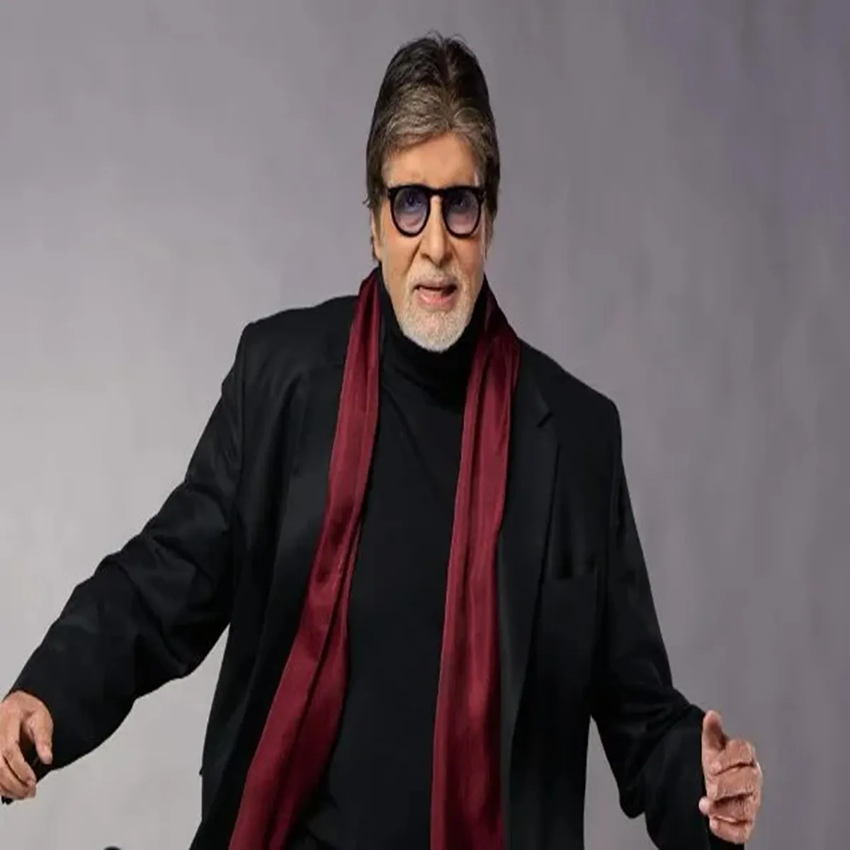 Entertainment amitabh bachchan balances intensive filming