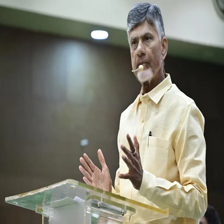 Chandrababu naidu ysrcp criticism