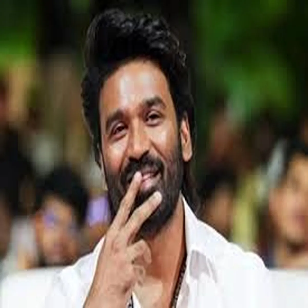 Cinema dhanush applauds father kasthuri raja