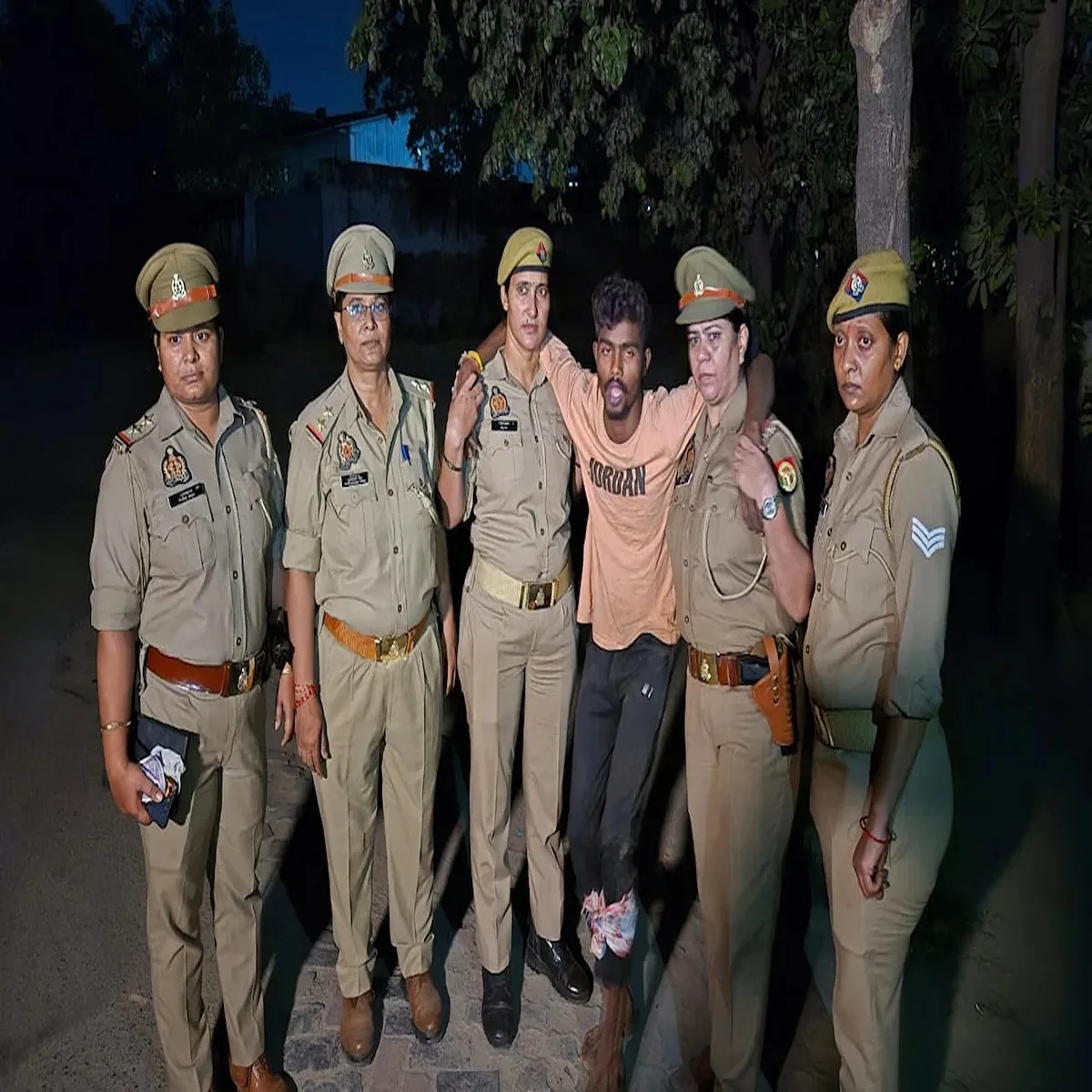 Crime news ghaziabad police arrest wanted