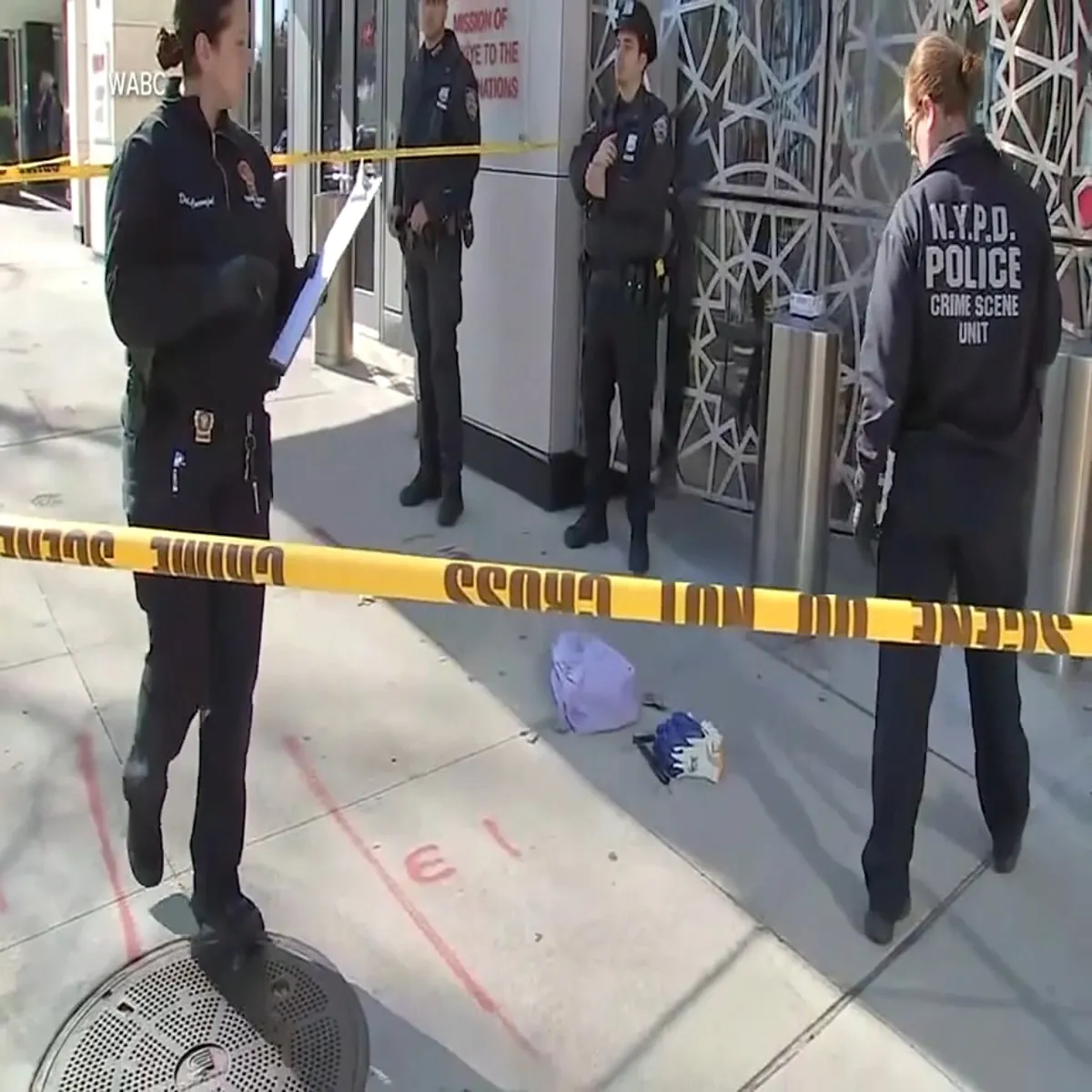 Crimeupdate five injured penn station stabbing