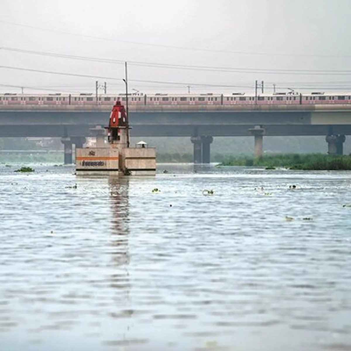 Infrastructure dda clears illegal structures during