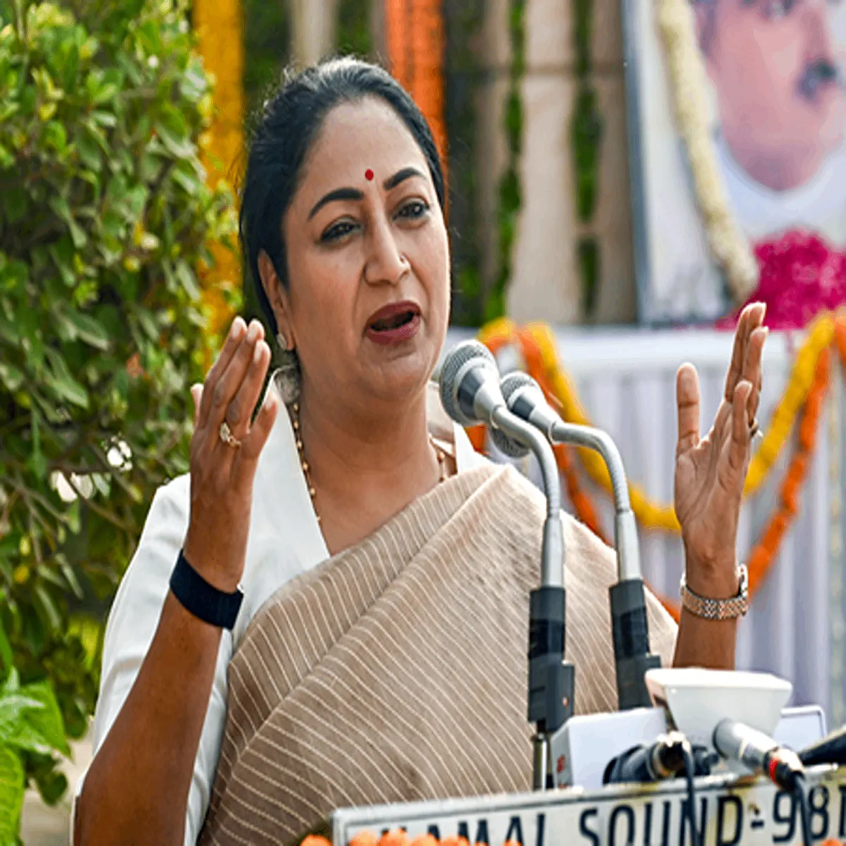 Hospitalprobe delhi government orders inquiry after