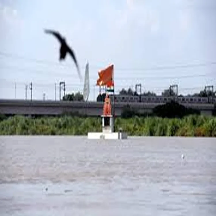 Delhi yamuna missing man search