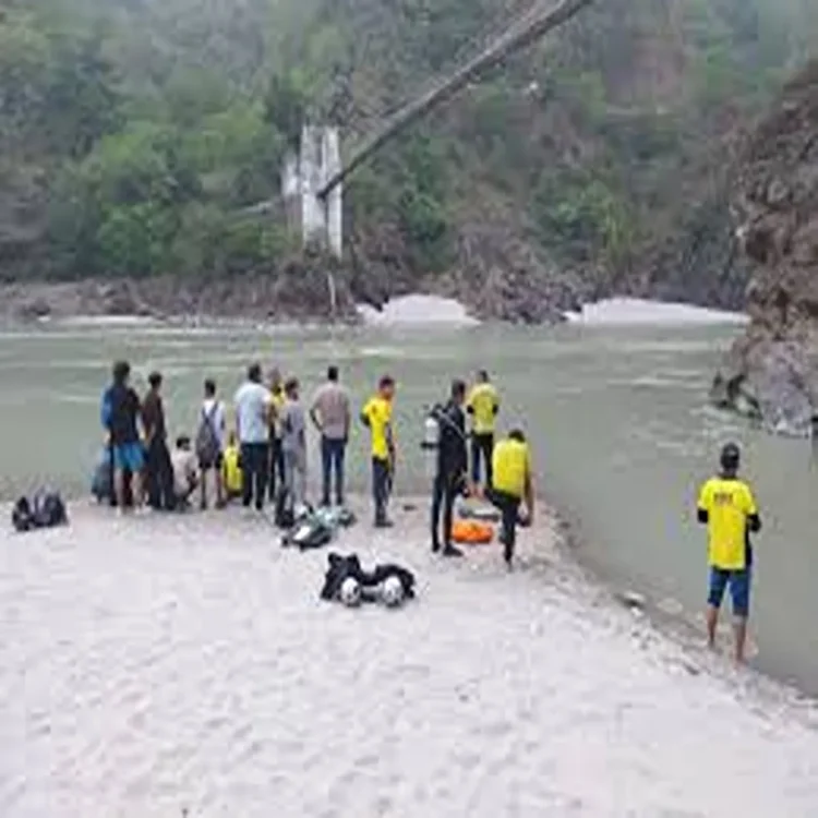 Dnd flyway yamuna rescue operation