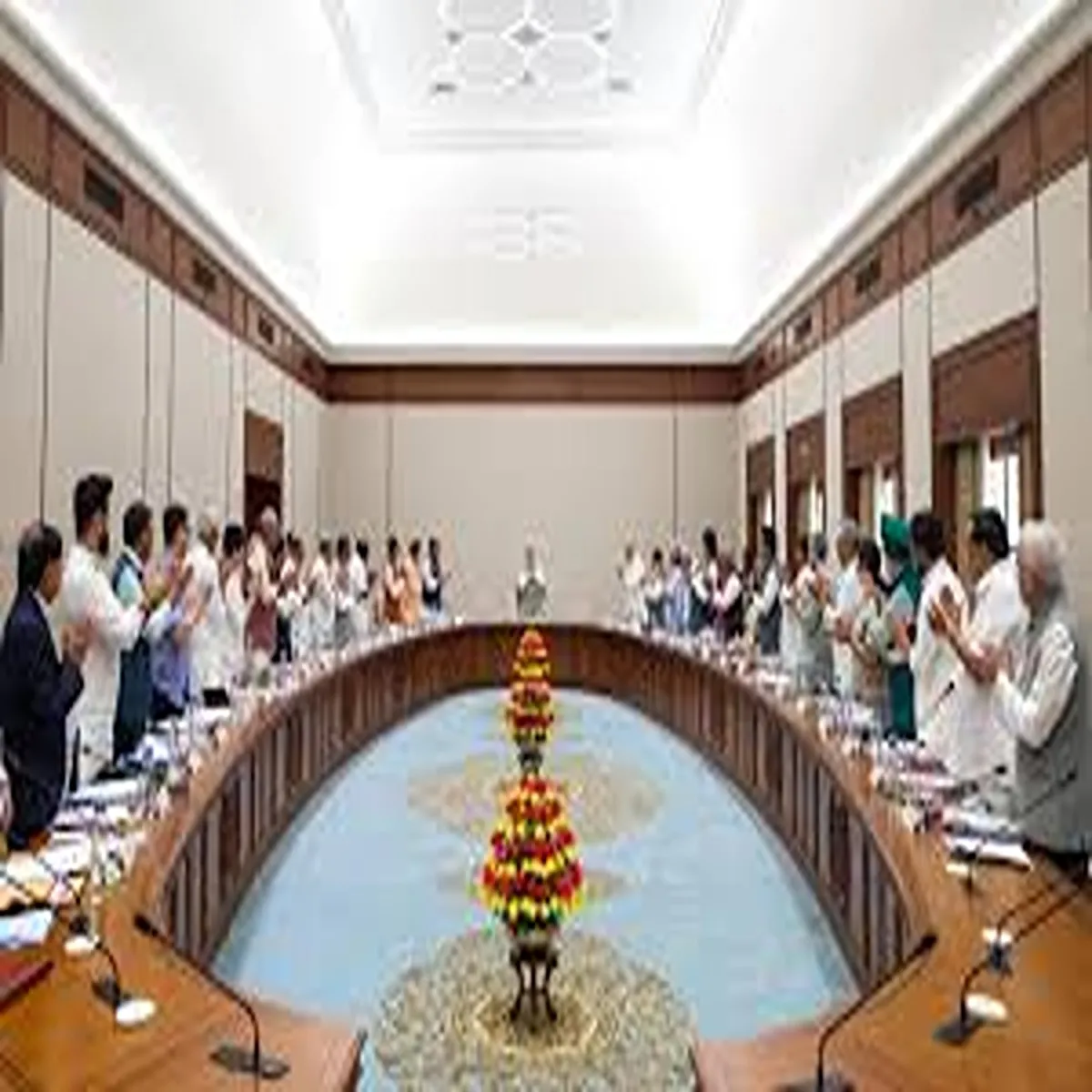 Governance cabinet honors modi setting new