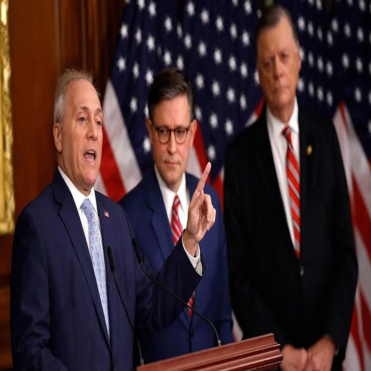 Governmentfund senate democrats move halt disputed